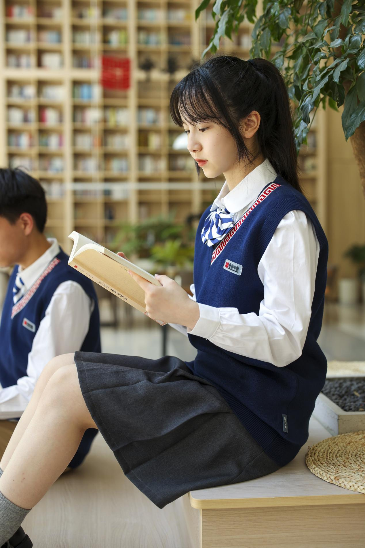派逊校服