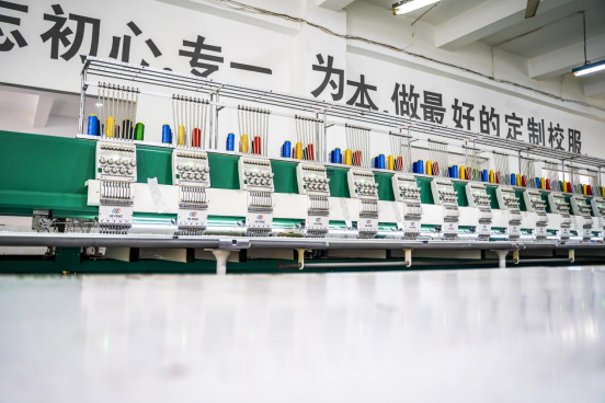 派逊校服
